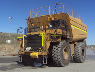 Magnum spray equipment